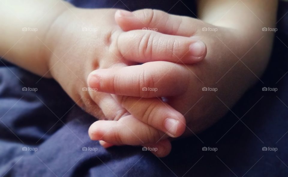 baby hands