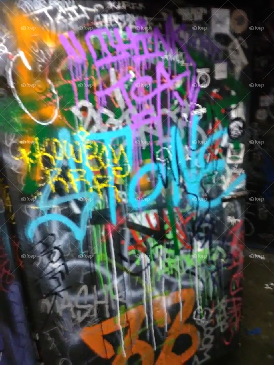 graffiti art bathroom