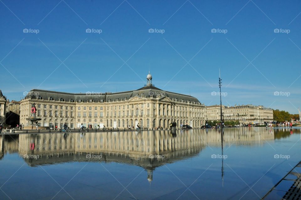 Reflections in Bordeaux 