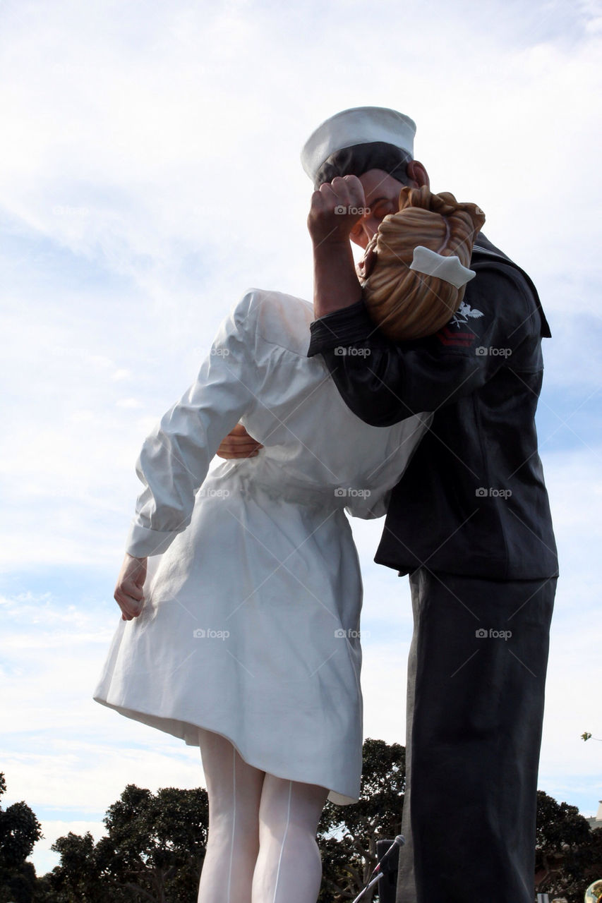 San Diego WWII Kiss Statue Ceremony