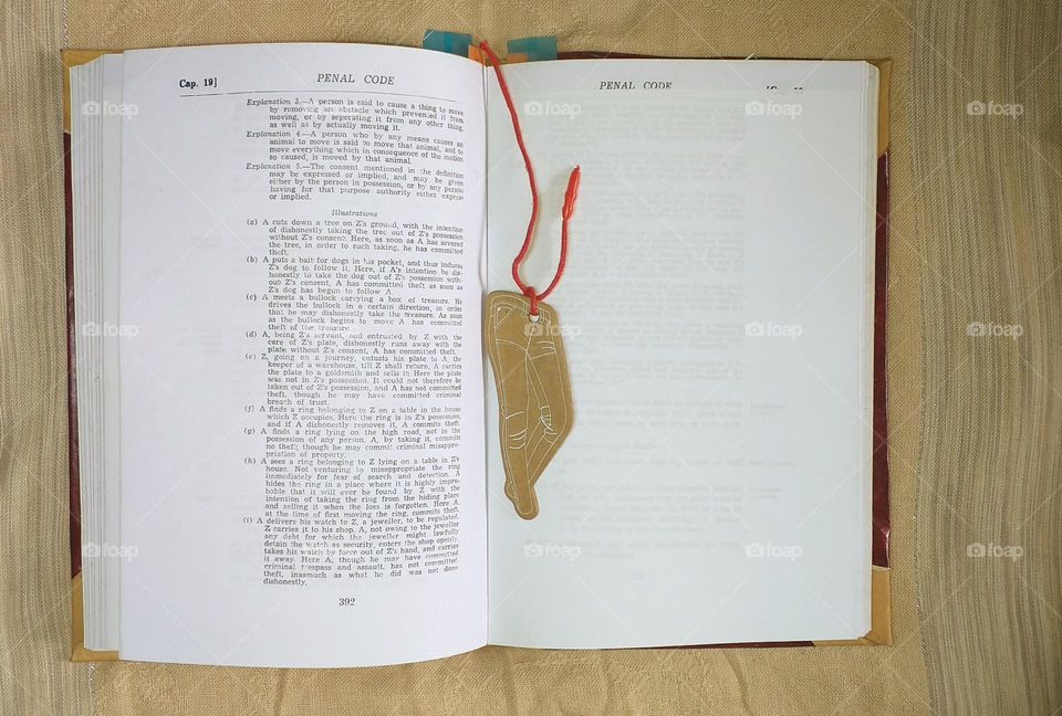 Use cloth tag as bookmarks
