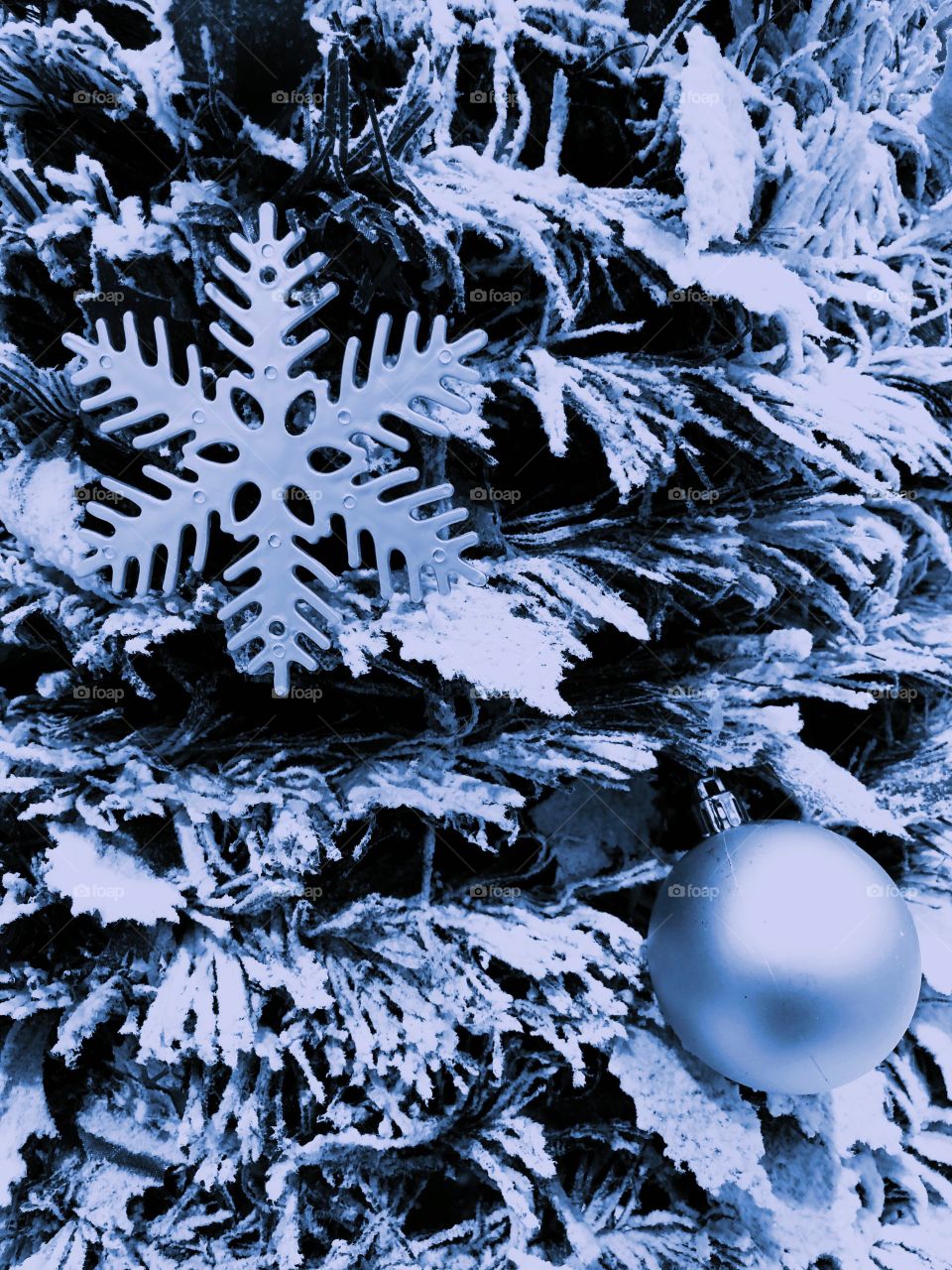 Christmas ornament and snow