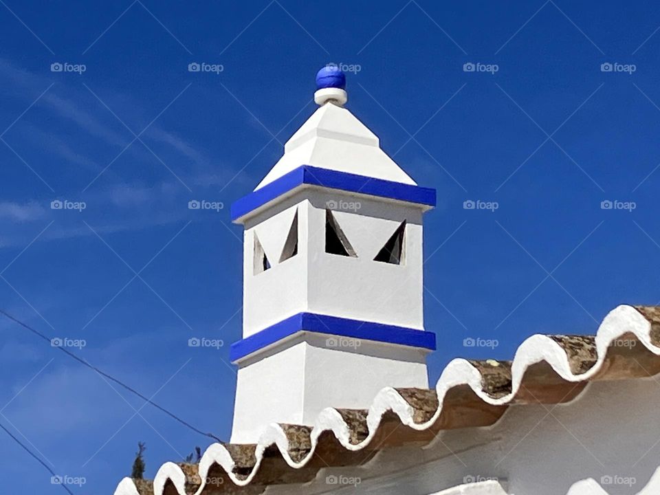 Blue and white chimney 