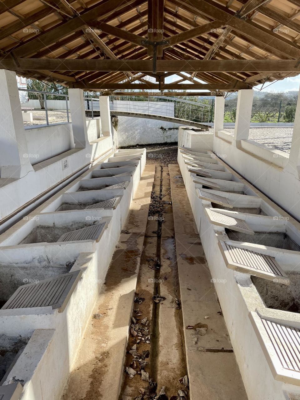 Laundry Fountain, Fonte, Tanques para lavar roupa 