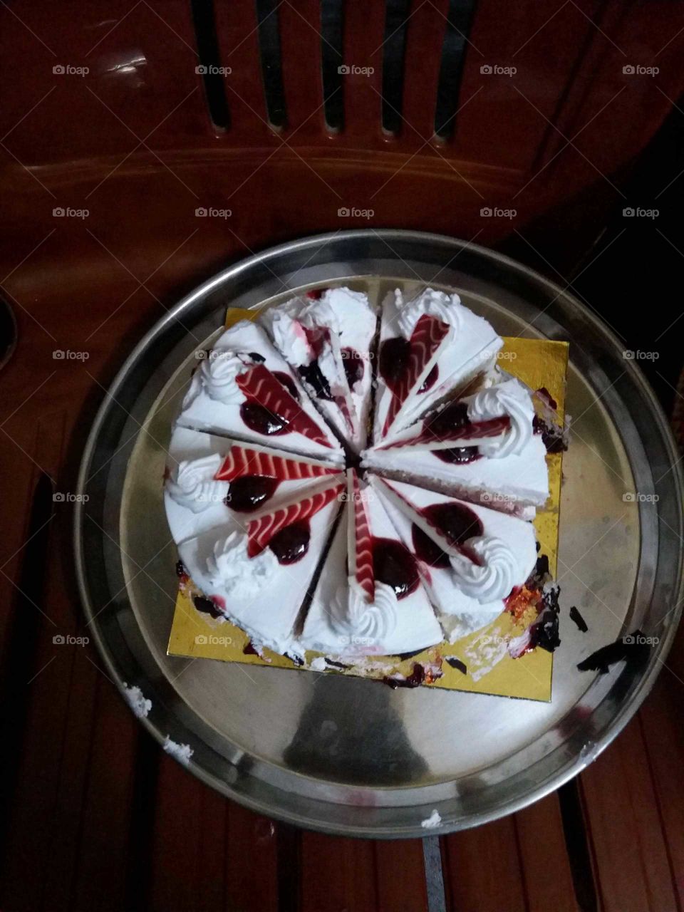 Birthday party cake