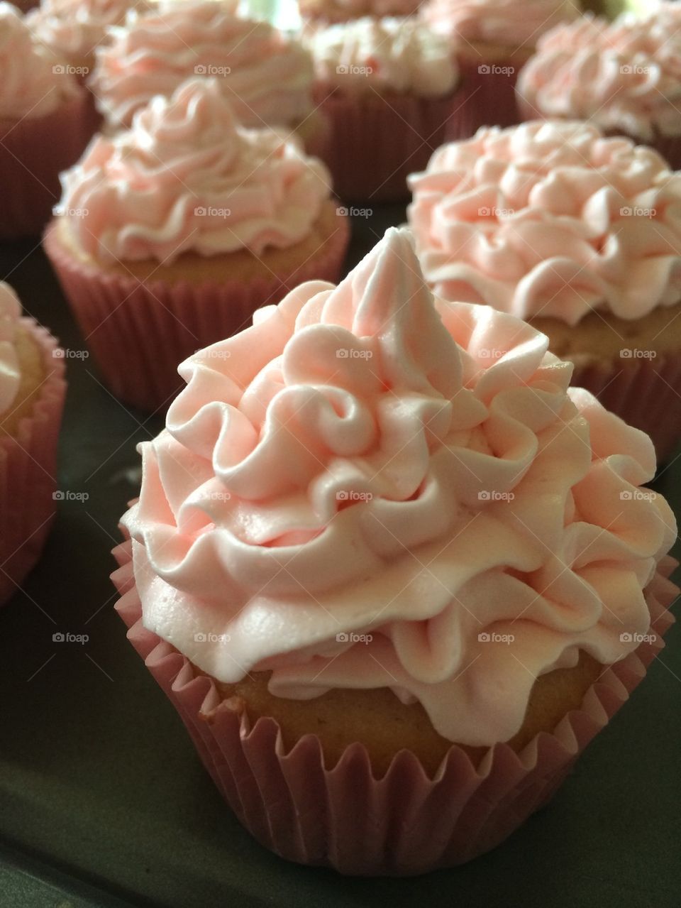 Pink velvet cupcakes 