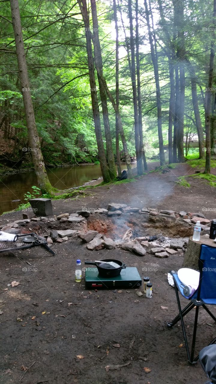 camping riverside