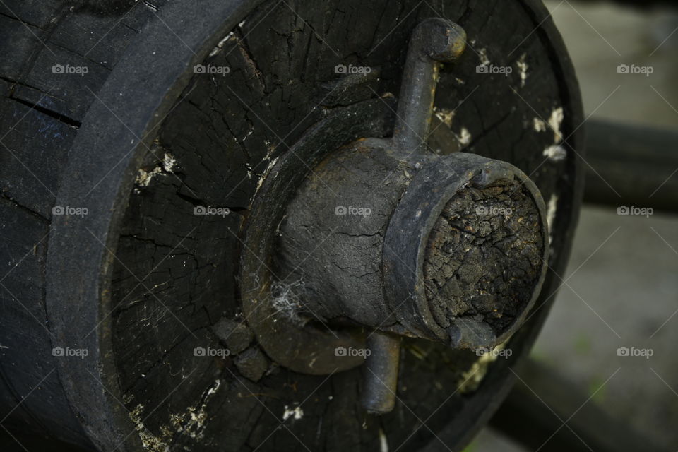 Mí carro, mé lo robaron estando de romería 
My car, they stole it from pilgrimage