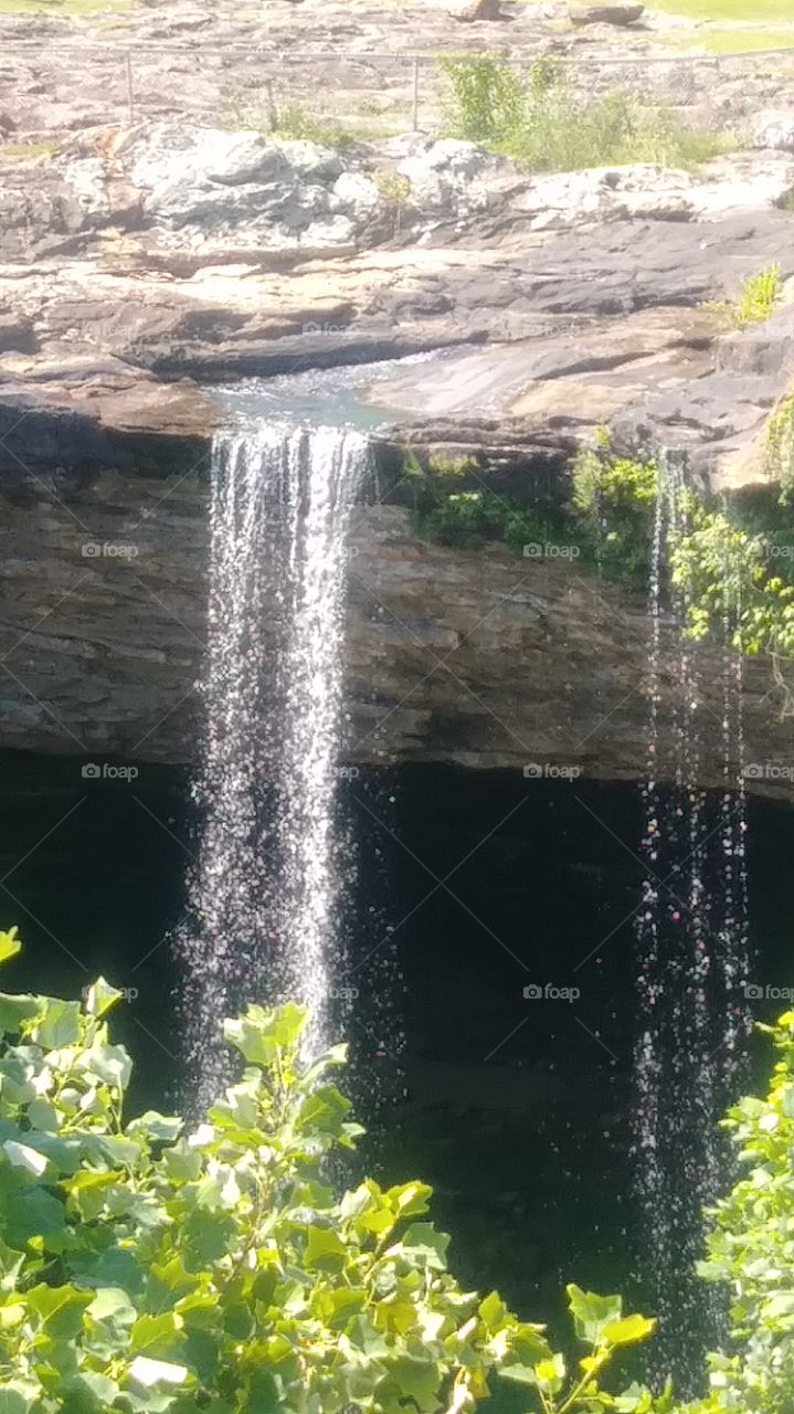 Water fall of Noccalula Park & Campground