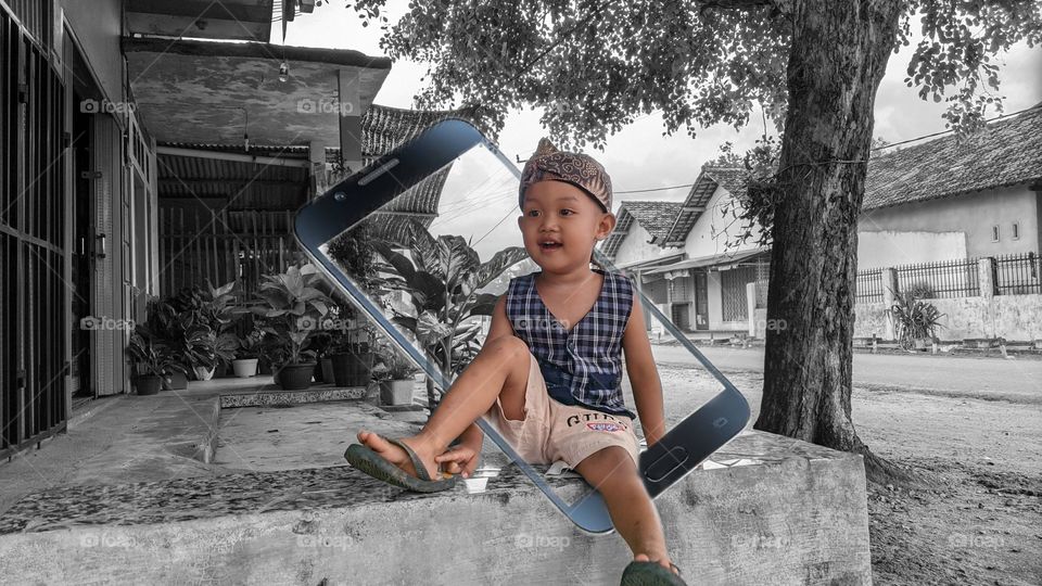 Happiness doesn't need luxury ,frame 3d