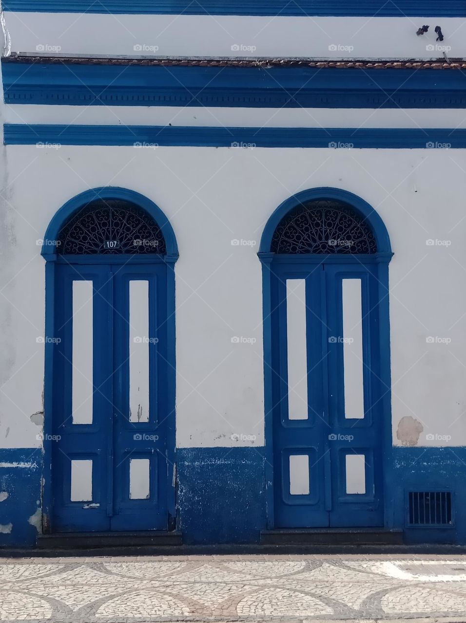 Colonial house,  old doors