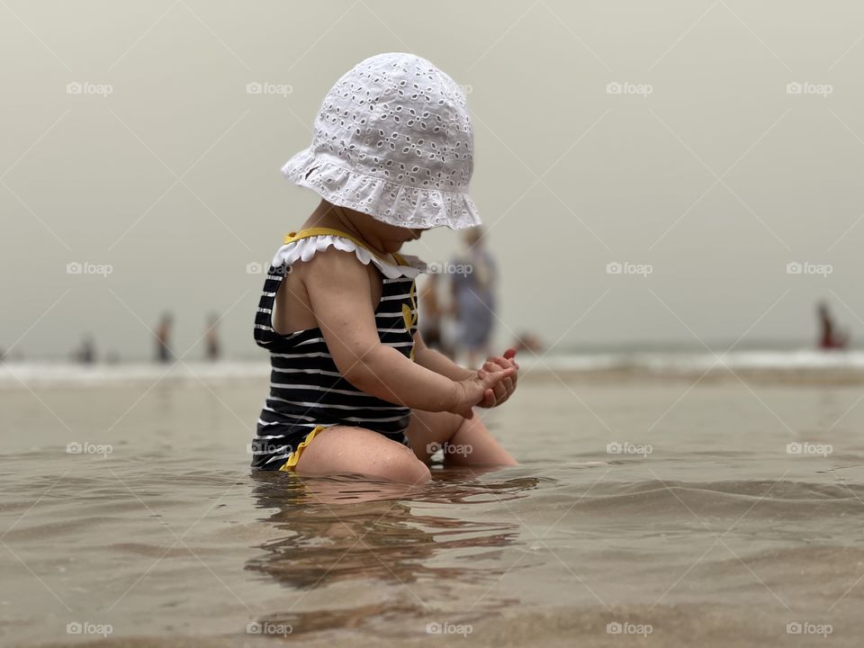 Baby in the beach 