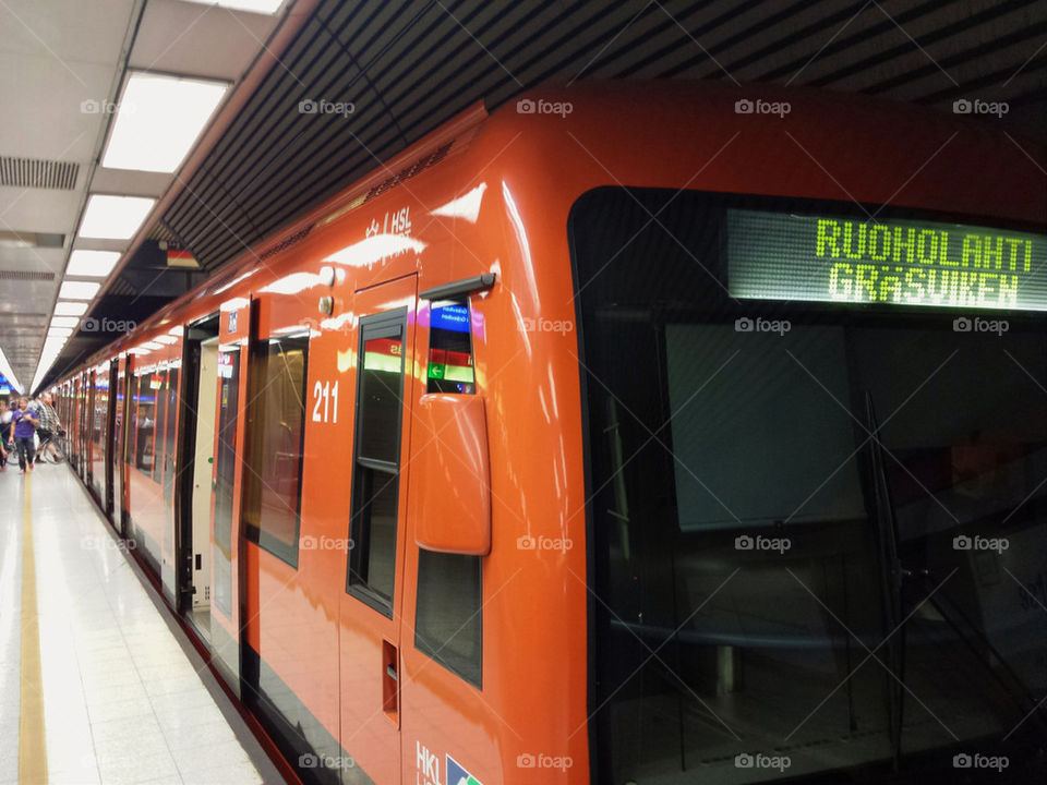 Orange metro