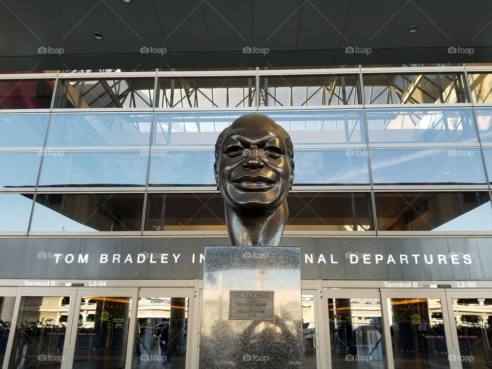 Tom Bradley