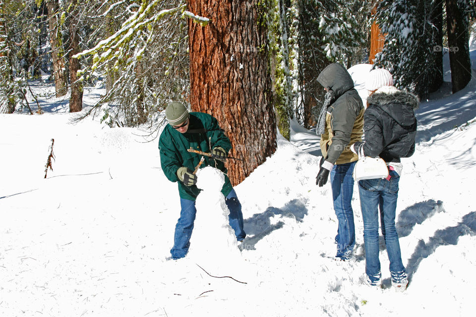 Making a snowman 