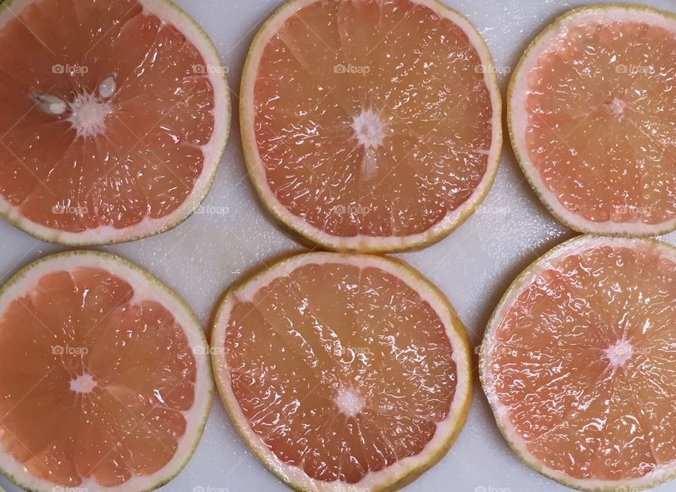Grapefruit slices