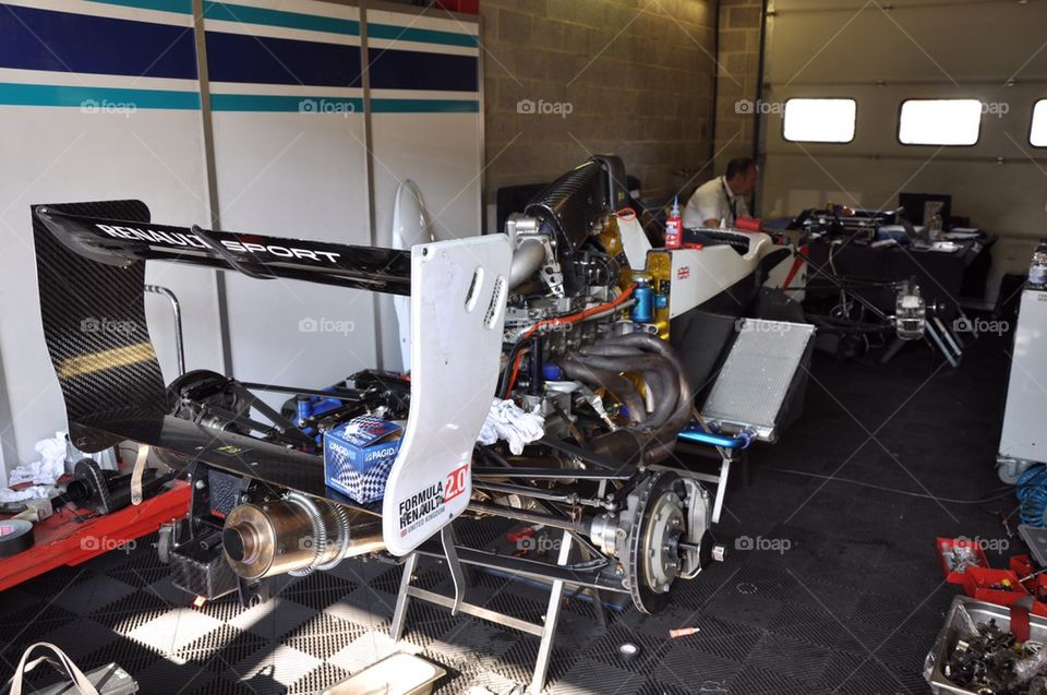Renault Sport Formula 2.0 Garage.