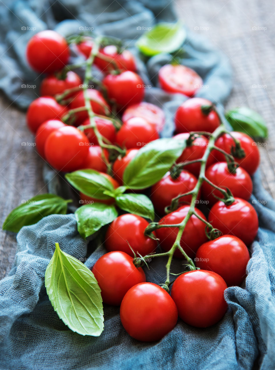 Cherry tomatoes 