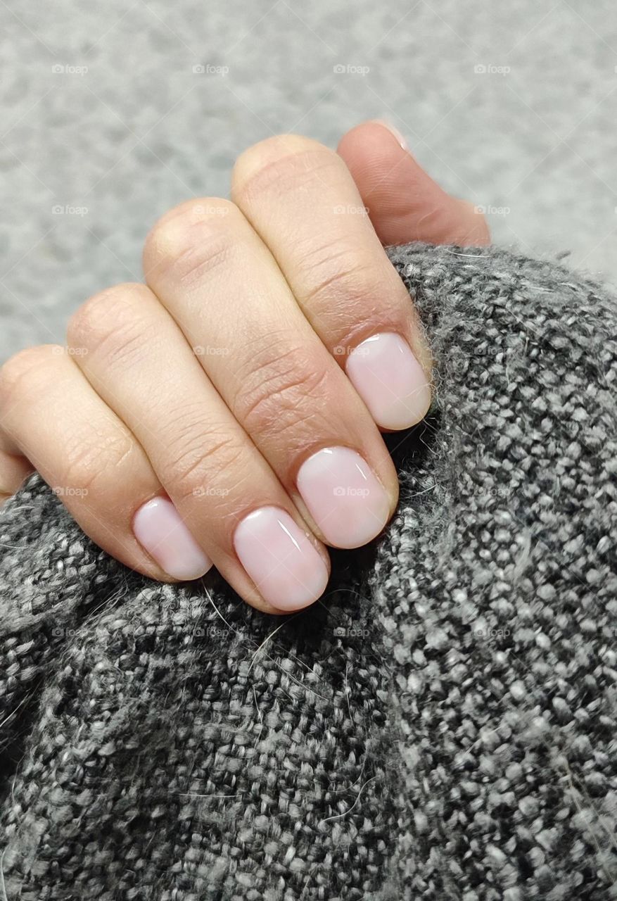 nude manicure on nails