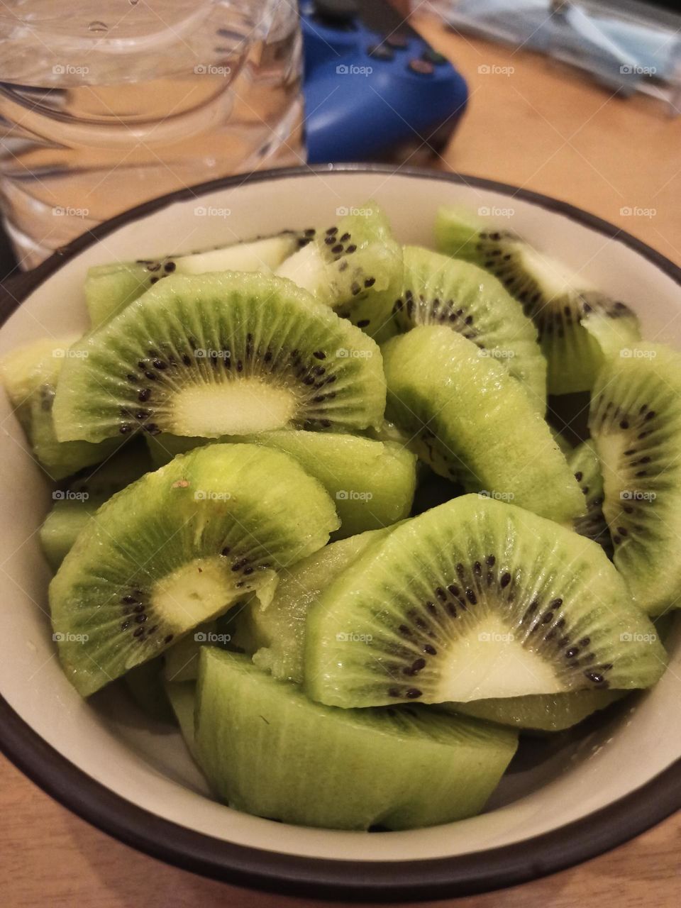 kiwi love 🥝