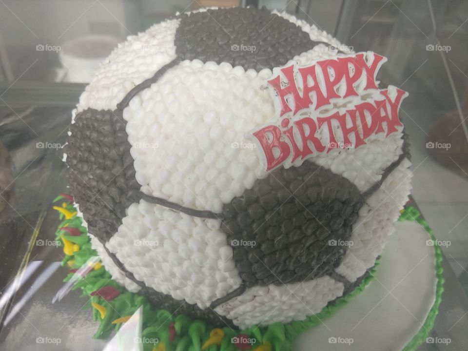 A Ball Cocholate'S Cake