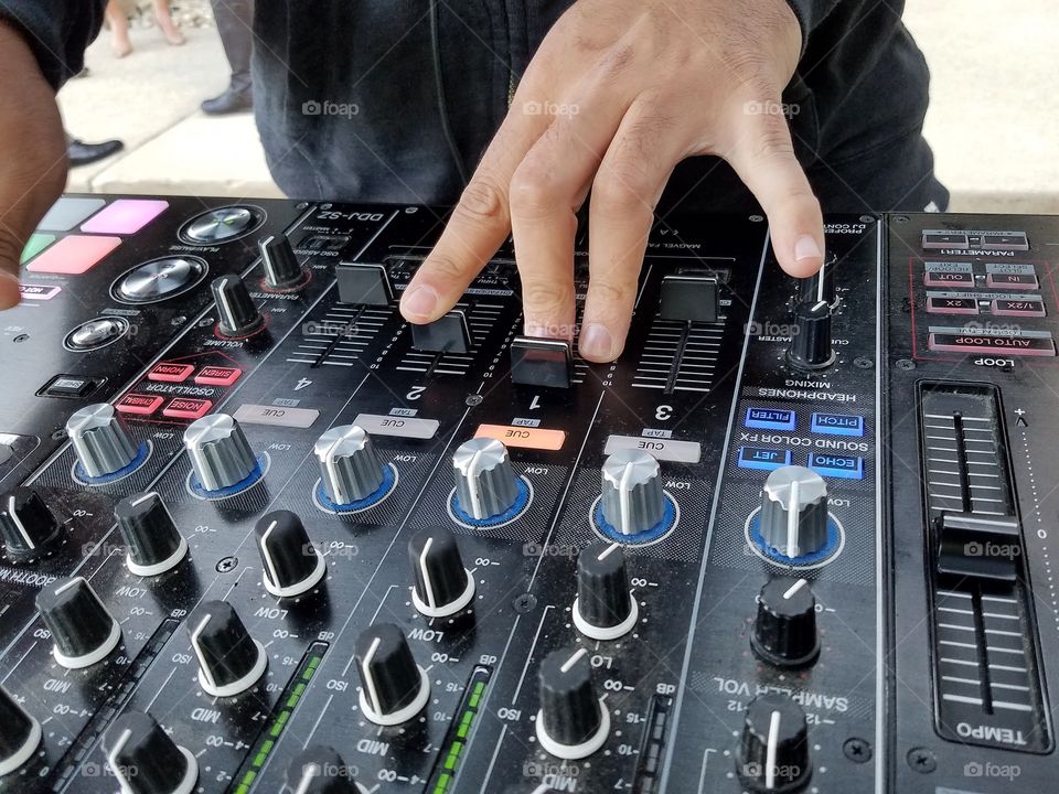 DJ Marcus Angel in the mix