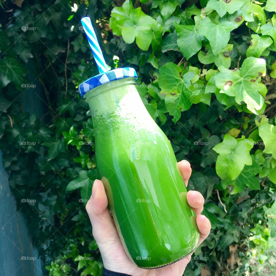 Green healthy juice 