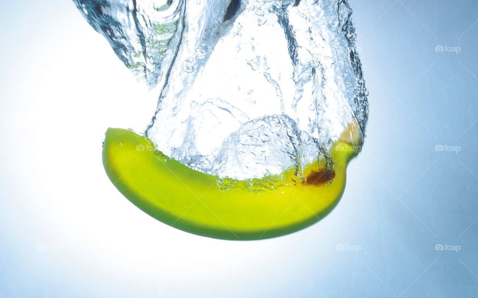 Water effect of fruit falling into water