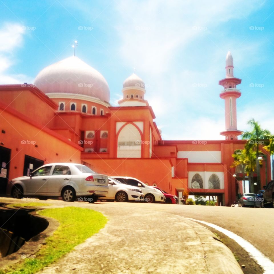 pink mosque university Malaysia Sabah kota kinabalu