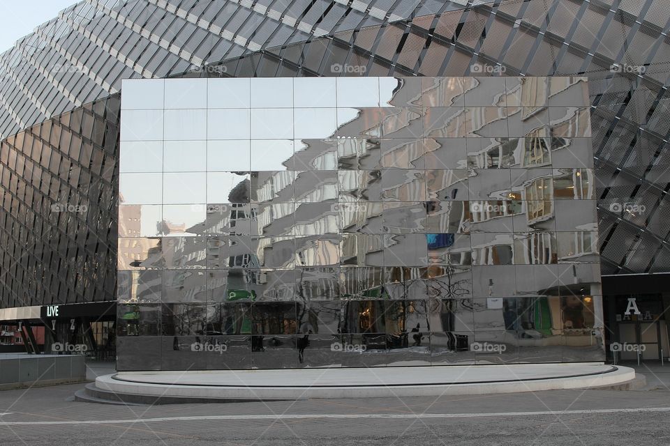 Rotating mirror
