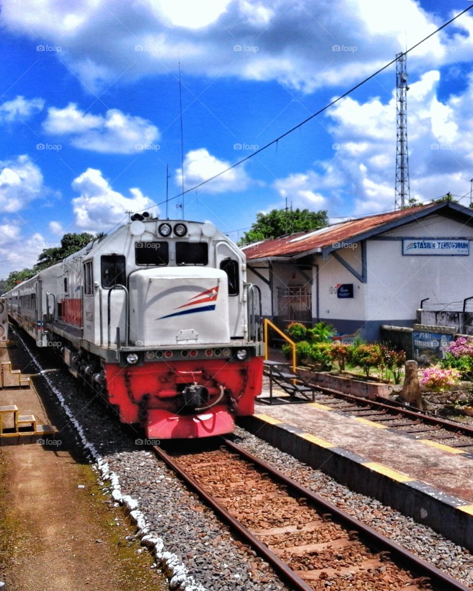 train ini station