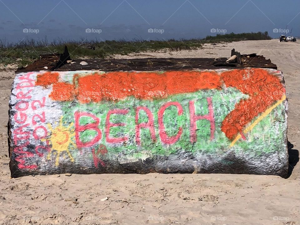 Who knew there would be some visual art at the beach this weekend! A day of surf fishing in Matagorda TX and I found this lol…only in Texas!