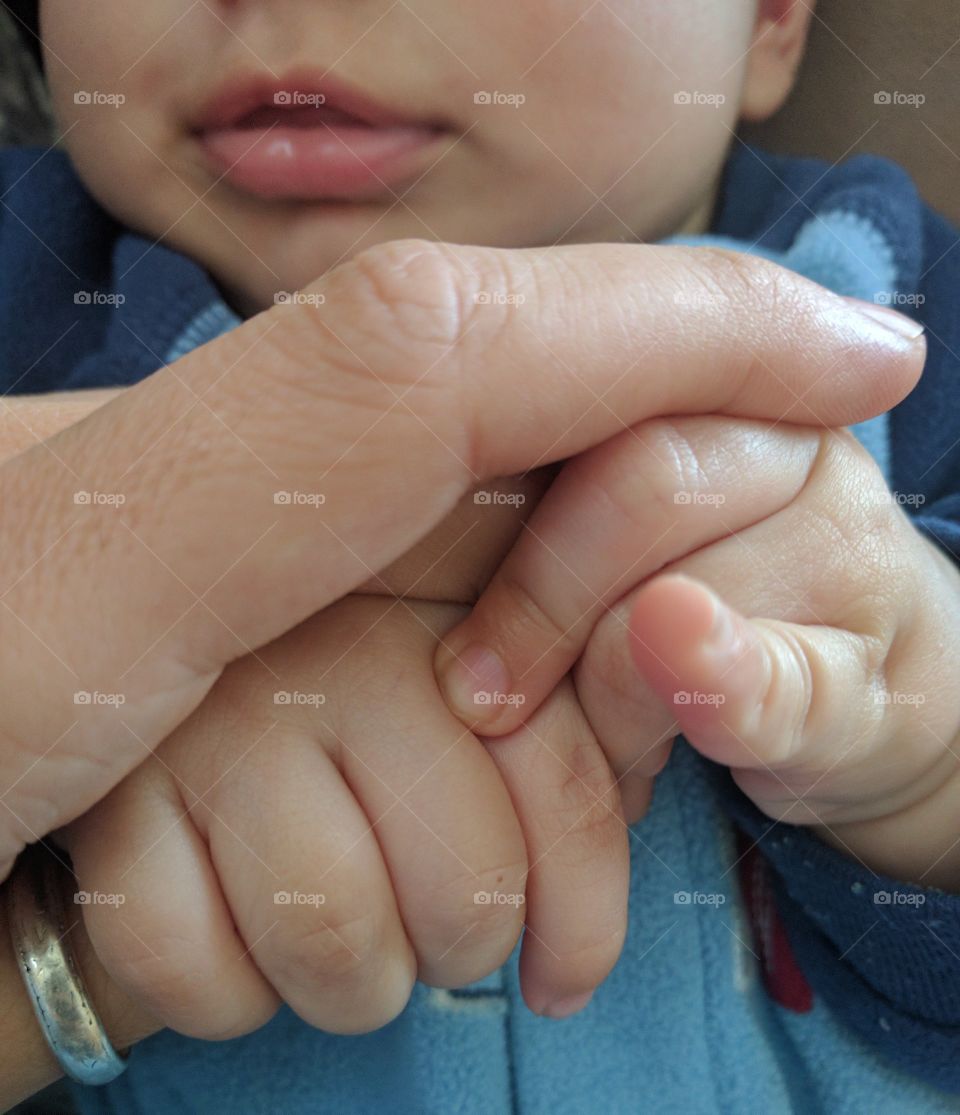 mommy's hand