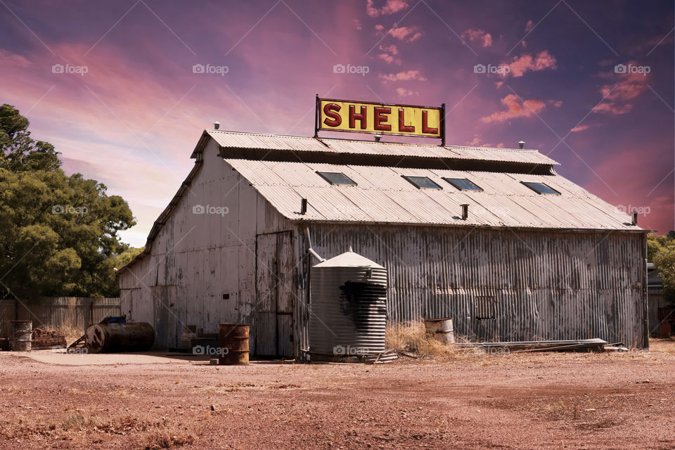 Shell Garage