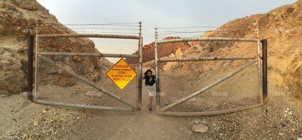 Hiking at dusk in the desert comes with a disclaimer and gate warning you not to go during the day! Pushing through anyway. 