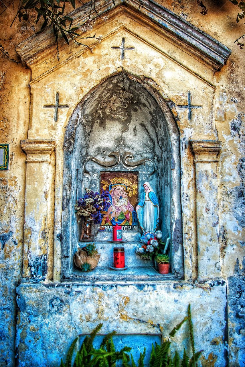 Path Side Shrine, Capri