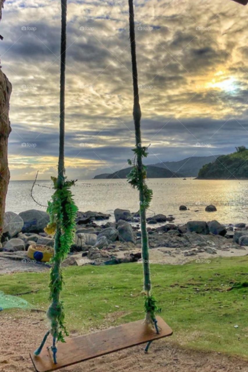 Balanço,Mar, Céu,Nuvens.