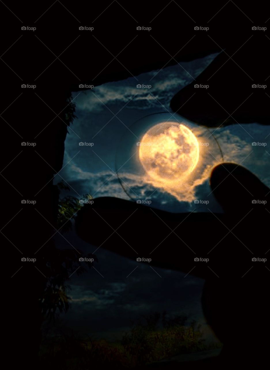 My Shining Moonlight moment at the evening.