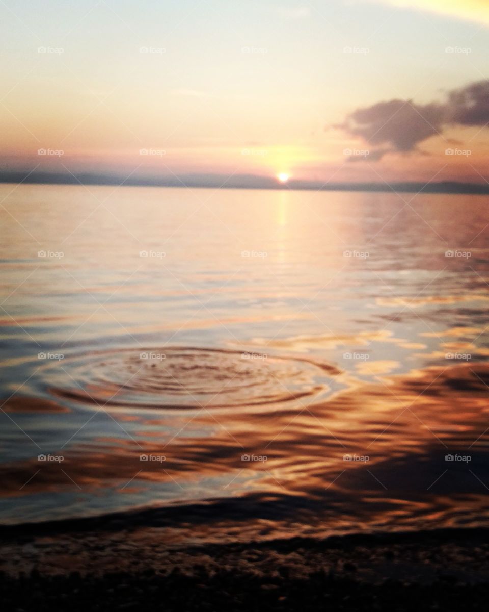 ripple on the horizon