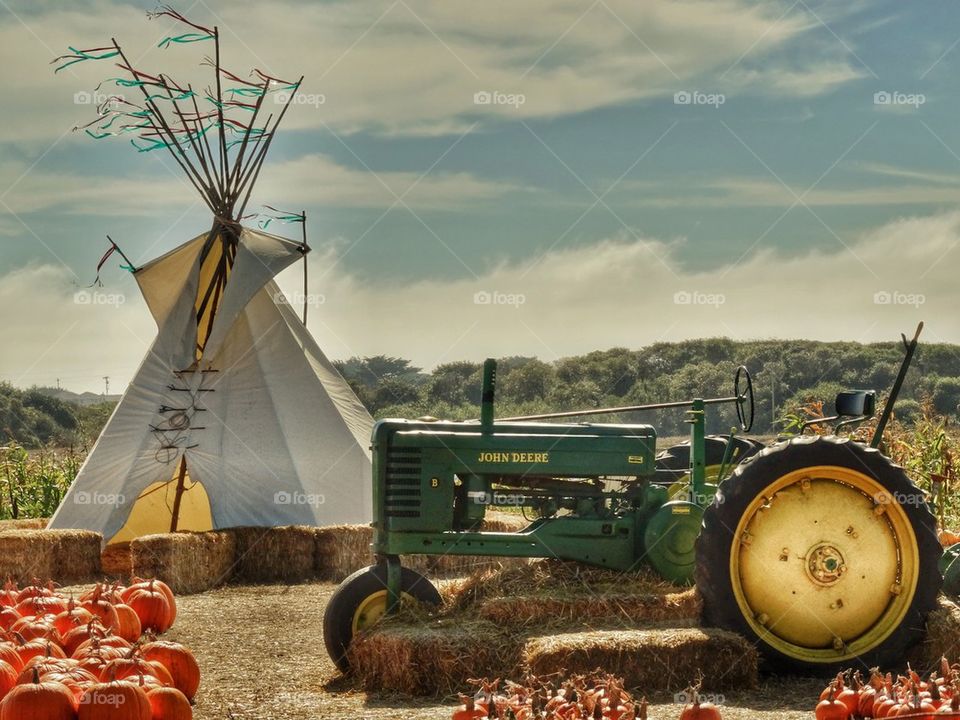 Rural Americana. American Farm In Autumn