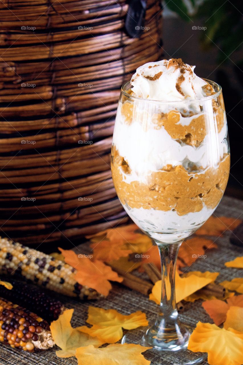 Pumpkin Pie Overnight Oats Breakfast Parfait