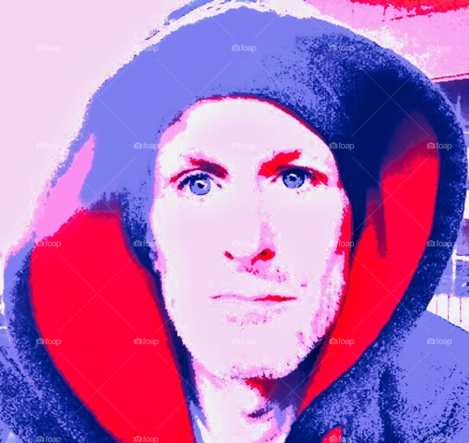 „Timothy Trespas“, my personal jester and beloved friend has a variety of looks. By picking exactly the right moment in photography and some enhancements he ends up looking like a medieval troubadour. 2019. Hypnotic Productions