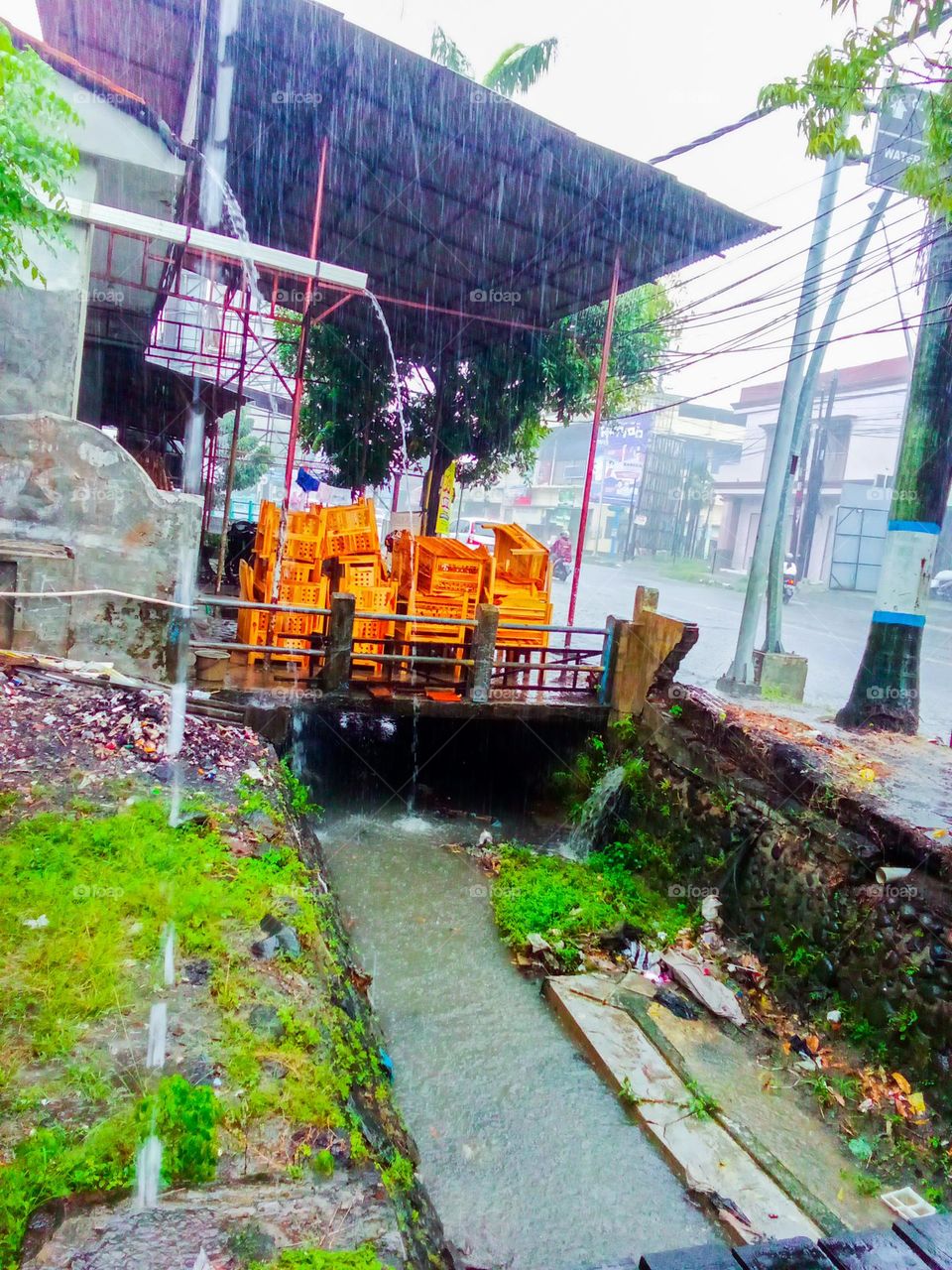 the atmosphere of rainy afternoon in the city of Tegal