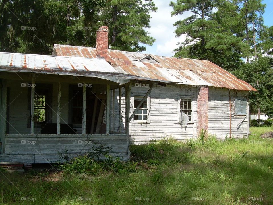 Homestead in ruins