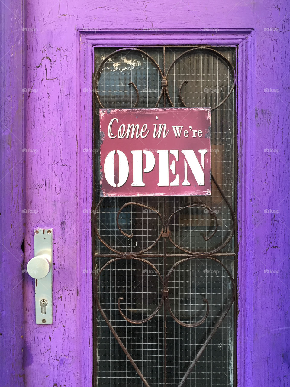 Sign board with open text