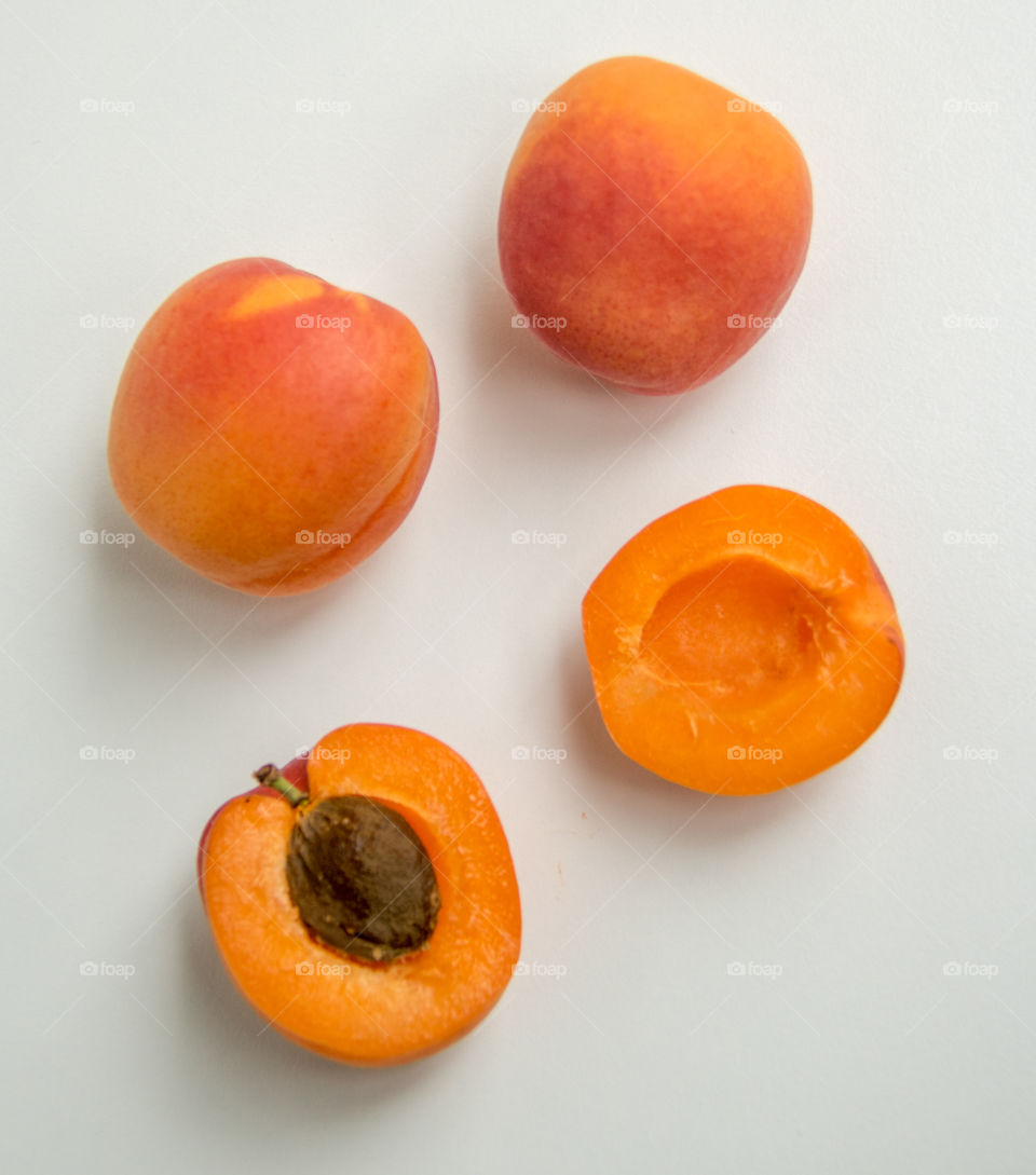 Apricots 