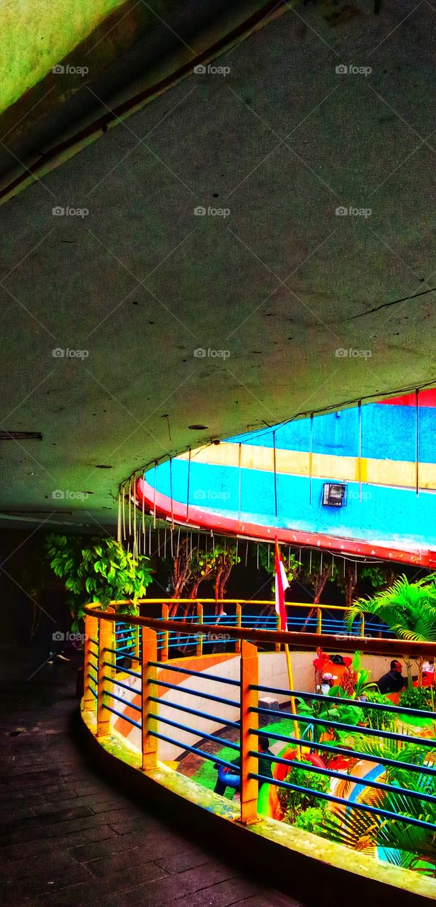 Circle Down (Puyeng Down)