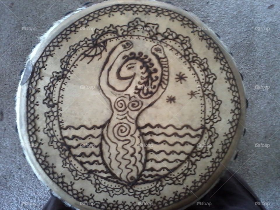 goddess rises  henna drum head. best friend did henna artwork on my drum head