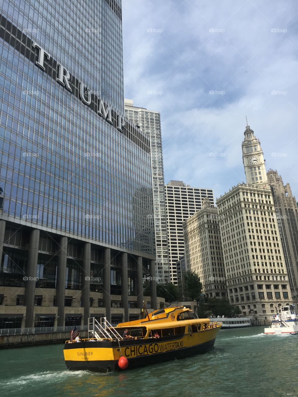 Chicago water way 