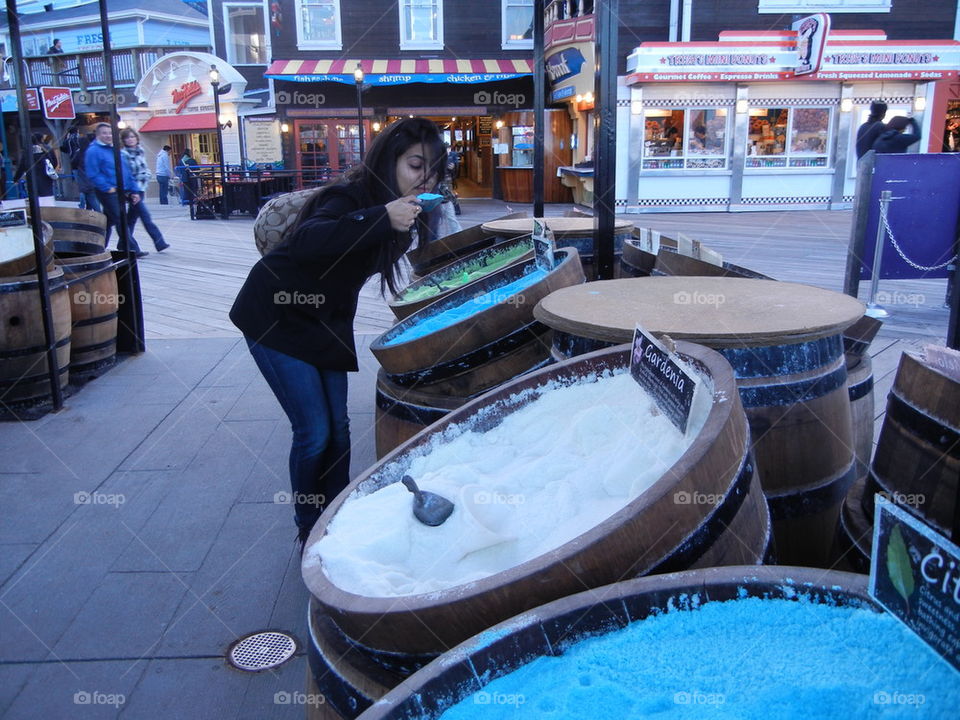 bath salt sampling at pier 39